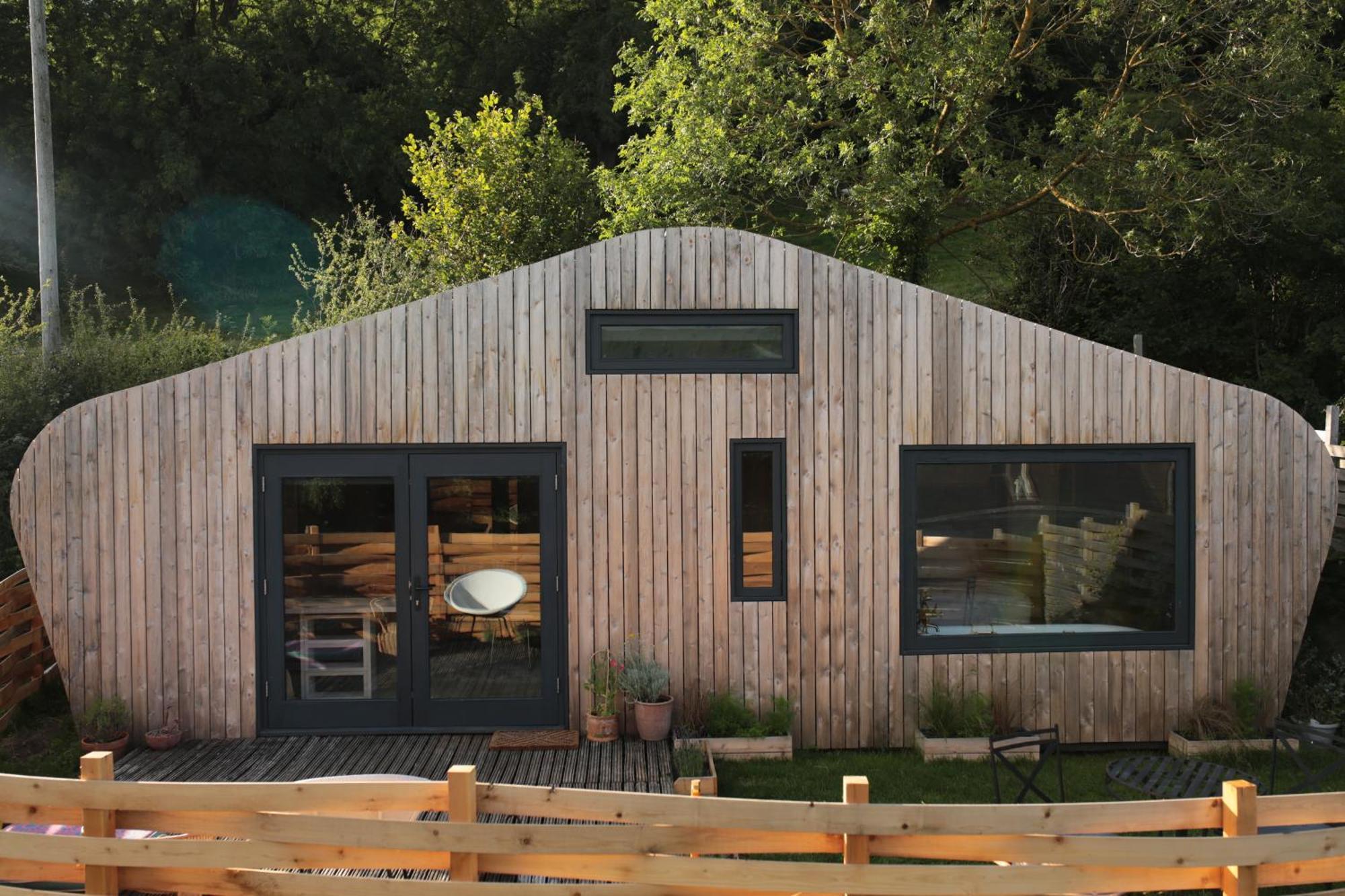 Two Unique Cabins Wrapped In Beautiful Welsh Scenery Presteigne ภายนอก รูปภาพ